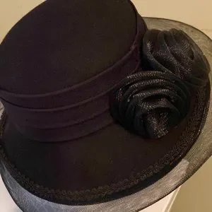 Lily Lee | Accessories | Beautiful Black Wool Church Dress  display picture 2